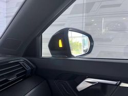 Noir mythe métallisé Utilisé 2024 Audi Q3 S-Line SUV | 46 900 € (Prix cher)