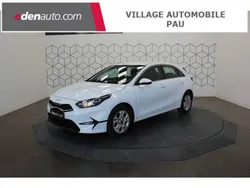 Blanc Utilisé 2024 Kia Ceed Active Berline | 24 990 € (Prix juste)