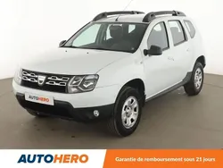 Blanc Utilisé 2015 Dacia Duster Lauréate SUV | 10 990 € (Bon prix)