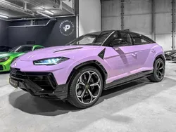 Blanc Utilisé 2023 Lamborghini Urus SUV | 282 000 €