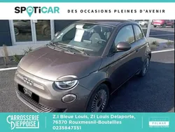 Gris Utilisé 2022 Fiat 500e Action Berline | 12 990 € (Prix juste)