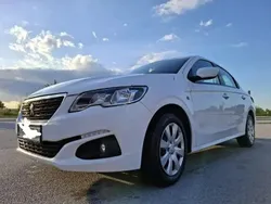 Blanc Utilisé 2020 Peugeot 301 Berline | 4 750 €