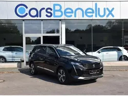 Noir Utilisé 2023 Peugeot 5008 Allure Monospace | 25 980 € (Prix juste)