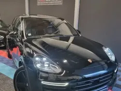 Noir Utilisé 2016 Porsche Cayenne GTS SUV | 41 990 € (Prix juste)