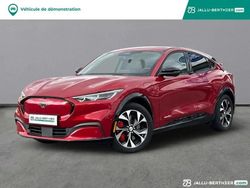 Rouge Occasion 2025 Ford Mustang Mach-E Extended Range SUV | 45 989 € (Prix assez cher)