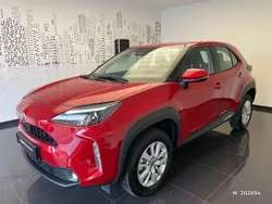 Rouge Utilisé 2024 Toyota Yaris Hybrid Business Edition | 24 490 € (Prix juste)