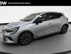Gris platine Utilisé 2023 Renault Clio V Techno Citadine | 15 790 € (Prix juste)