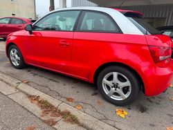 Rouge Utilisé 2011 Audi A1 Ambition Citadine | 6 200 € (Prix juste)