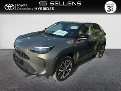 Noir Utilisé 2022 Toyota Yaris Hybrid | 22 480 € (Prix juste)