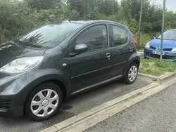 Gris Utilisé 2012 Peugeot 107 Access Citadine | 3 200 €