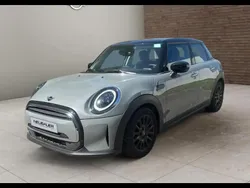 Gris Utilisé 2022 Mini Cooper Classic Citadine | 21 990 € (Prix juste)