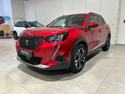 Rouge Utilisé 2020 Peugeot 2008 Allure SUV | 16 050 € (Prix cher)