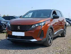 Brun Utilisé 2021 Peugeot 5008 GT Monospace | 29 490 € (Prix juste)