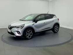 Gris Utilisé 2020 Renault Captur Intens SUV | 17 090 €