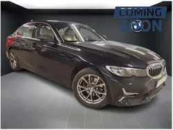 Noir Utilisé 2020 BMW 320 Luxury Line Berline | 29 990 € (Prix juste)
