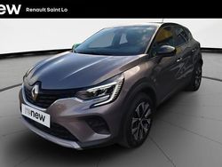 Gris Utilisé 2024 Renault Captur Evolution SUV | 18 490 € (Prix juste)