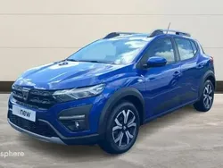 Blanc Utilisé 2023 Dacia Sandero Expression Citadine | 16 299 € (Prix juste)