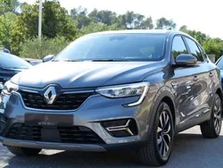 Gris Utilisé 2022 Renault Arkana Business SUV | 15 290 € (Bon prix)