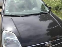 Noir Utilisé 2003 Ford Fiesta Ghia Berline | 1 200 €