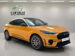 Orange Utilisé 2022 Ford Mustang Mach-E GT SUV | 44 102 €