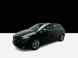 Noir Utilisé 2023 Mercedes B180 Progressive Monospace | 30 758 € (Prix juste)