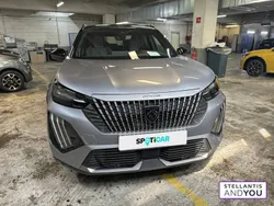 Gris Nouvelle 2024 Peugeot 2008 GT SUV | 30 490 € (Prix cher)