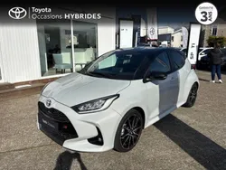 Noir Utilisé 2024 Toyota Yaris Sport Berline | 23 490 € (Prix juste)