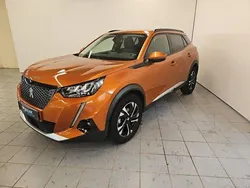 Orange Utilisé 2021 Peugeot 2008 Allure SUV | 14 890 € (Prix juste)