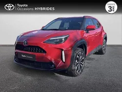 Rouge Utilisé 2024 Toyota Yaris Hybrid Design | 23 990 € (Prix juste)