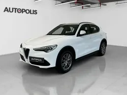 Blanc Utilisé 2018 Alfa Romeo Stelvio SUV | 26 990 € (Prix juste)