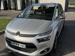 Utilisé 2014 Citroën C4 Picasso Exclusive Monospace | 8 900 € (Prix assez cher)