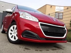 Rouge Utilisé 2017 Peugeot 208 Citadine | 6 950 € (Bon prix)