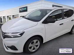 Utilisé 2023 Dacia Sandero Essentiel Citadine | 14 990 € (Prix juste)