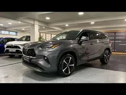 Utilisé 2022 Toyota Highlander Lounge SUV | 51 990 € (Prix assez cher)