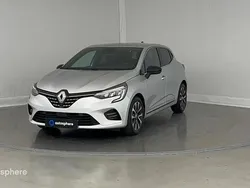 Utilisé 2023 Renault Clio V Techno Berline | 15 600 € (Prix juste)