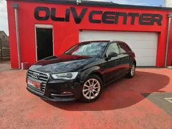 Noir Utilisé 2013 Audi A3 Sportback Attraction Berline | 12 990 € (Prix juste)