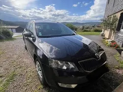 Utilisé 2015 Skoda Octavia Ambition Break | 13 800 € (Prix juste)