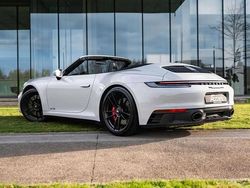Gris Utilisé 2021 Porsche 911 Carrera GTS Cabriolet | 154 950 € (Prix juste)