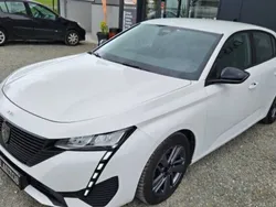 Utilisé 2022 Peugeot 308 Active Berline | 13 990 € (Prix juste)