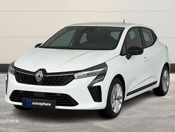 Blanc Occasion 2024 Renault Clio V Evolution Berline | 14 999 € (Prix juste)
