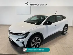 Blanc Utilisé 2022 Renault Mégane Evolution Berline | 23 990 € (Prix assez cher)