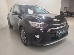 Noir ebène Utilisé 2020 Kia Stonic Premium SUV | 14 990 €