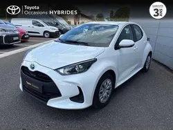Utilisé 2023 Toyota Yaris Hybrid Berline | 18 990 € (Prix juste)