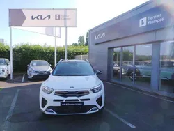Blanc Utilisé 2021 Kia Stonic GT-Line SUV | 16 890 € (Prix juste)