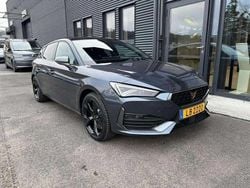 Gris Utilisé 2024 Cupra Leon VZ Berline | 33 834 € (Prix cher)