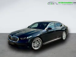 Utilisé 2024 BMW i5 Sport Line Berline | 61 700 € (Prix juste)