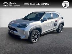 Gris mineral Utilisé 2025 Toyota Yaris Hybrid Design SUV | 28 900 € (Prix cher)