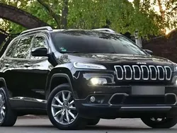 Noir Utilisé 2014 Jeep Cherokee SUV | 13 999 €