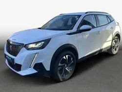P. opaque blanc Utilisé 2020 Peugeot 2008 Allure SUV | 12 999 € (Prix juste)