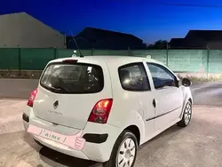 Utilisé 2009 Renault Twingo Citadine | 2 500 € (Prix juste)
